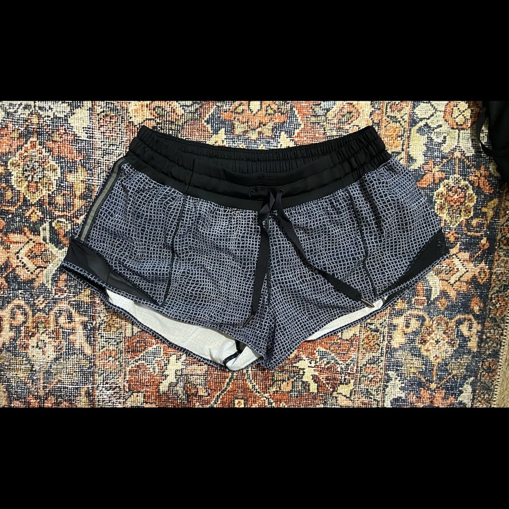 Lululemon Hotty Hot 2.5